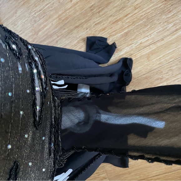 Black with brown accents shimmery belly dance costume. - Picture 12 of 15